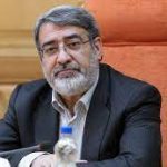 تعویض لامپ سوخته ویلای ۱۸۰۳ متری «رحمانی فضلی» از جیب بیت‌المال! 🔹فضلی، معاون ارتباطات معاونت حقوقی ریاست‌جمهوری: چون آنها اجازه قانونی برای اجاره نداشتند، تحت عنوان اجاره داده نمی‌شده. تحت عنوان یک ملکی بوده که در اختیار وزارت‌خانه است و تجهیزاتش باید صورت بگیرد. 🔹بعضی‌ها برایشان سخت است خودروهایی که تیم حفاظت‌شان در اختیار دارند را تحویل بدهن