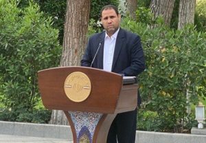 ٨ تذكر نماینده مجلس به وزیر آموزش و آموزش: